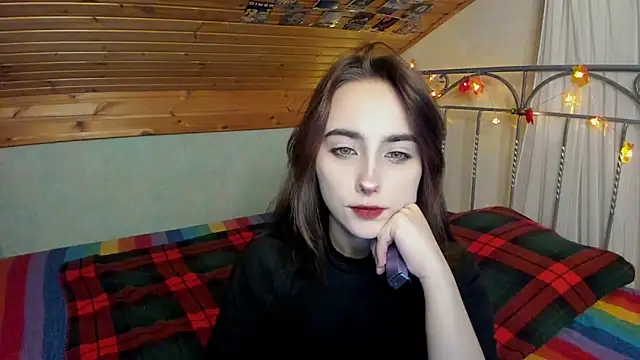 Snapshot of SilverDream chatting on December 15, 2024, 2:48 pm SilverDream online show from December 15, 2024, 2:48 pm