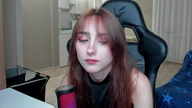 Snapshot of SilverDream chatting on September 27, 2025, 7:30 pm SilverDream online show from September 27, 2025, 7:30 pm