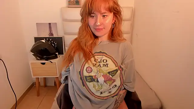 Meleena Fox online show from April 15, 2026, 4:58 pm