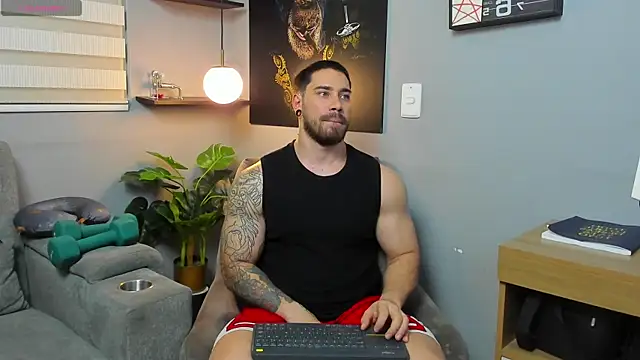 Giorgio-Leone online show from April 15, 2026, 11:49 pm