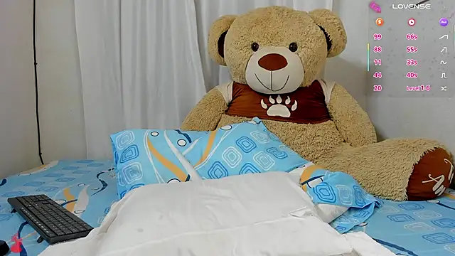 sweet amalia4 online show from September 25, 2025, 12:47 am