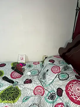 Naiara Sex  online show from March 31, 2026, 12:23 am