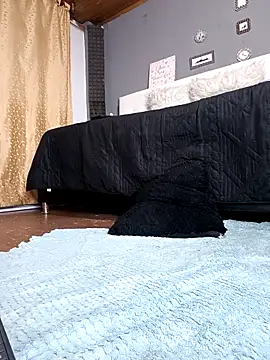 AnnieScott  online show from March 15, 2025, 1:30 am