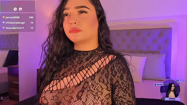 Snapshot of Katte_Hood11 chatting on March 18, 2025, 10:03 am Katte Hood11 online show from March 18, 2025, 10:03 am