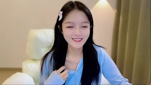 xiaodaibabyy online show from October 19, 2025, 6:47 am