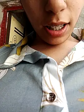 Snapshot of InLero chatting on March 19, 2025, 9:17 am InLero online show from March 19, 2025, 9:17 am