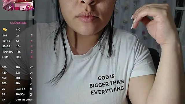 LexieGreym online show from March 19, 2026, 4:49 am