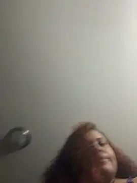 Snapshot of juicybooty_cherri2 chatting on February 24, 2025, 3:44 am juicybooty cherri2 online show from February 24, 2025, 3:44 am