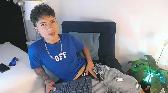 Edward Milleer online show from December 22, 2024, 5:42 pm