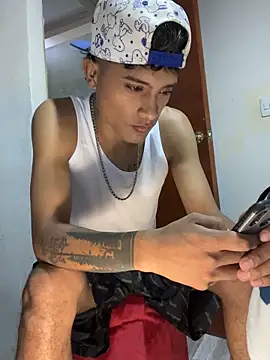 Edward Milleer online show from December 27, 2024, 4:58 am