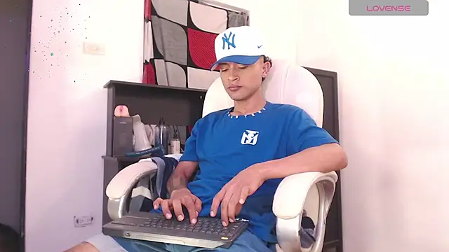 Edward Milleer online show from September 12, 2025, 11:26 pm