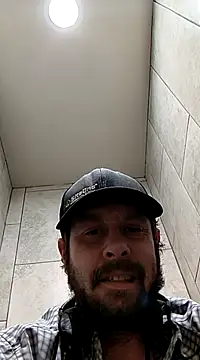 Snapshot of axelongshaft69 chatting on March 14, 2025, 5:13 pm axelongshaft69 online show from March 14, 2025, 5:13 pm