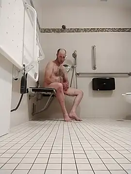 Snapshot of axelongshaft69 chatting on February 7, 2026, 11:41 pm axelongshaft69 online show from February 7, 2026, 11:41 pm