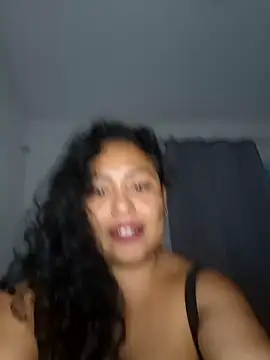 Leslyrosa online show from January 3, 2025, 12:19 pm
