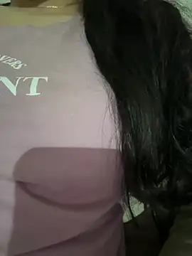 Snapshot of Lina-lolo chatting on May 16, 2026, 7:34 pm Lina-lolo online show from May 16, 2026, 7:34 pm