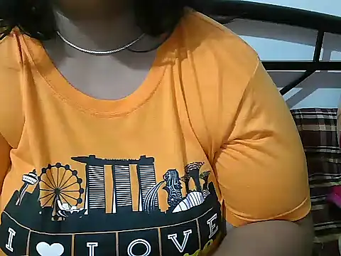 Snapshot of Queen_of_boobs01 chatting on September 16, 2025, 1:56 pm Queen of boobs01 online show from September 16, 2025, 1:56 pm