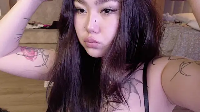 Snapshot of Yuriko_May chatting on October 3, 2025, 4:15 pm Yuriko May online show from October 3, 2025, 4:15 pm