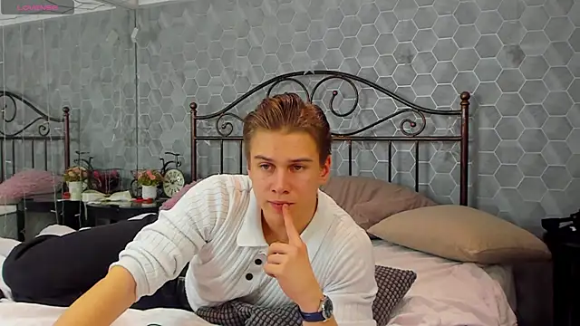 Marcus Swampov online show from December 22, 2024, 2:28 am