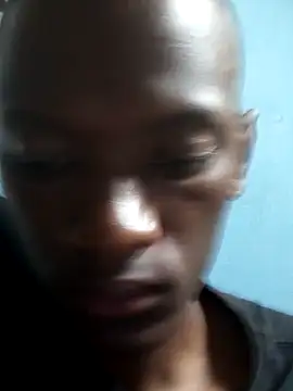 Snapshot of Sweet___Dick chatting on December 17, 2025, 10:05 pm Sweet Dick online show from December 17, 2025, 10:05 pm