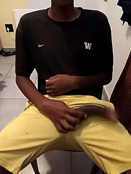 Snapshot of Sweet___Dick chatting on March 3, 2026, 12:11 pm Sweet Dick online show from March 3, 2026, 12:11 pm