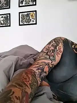 tattooedtwc online show from October 1, 2025, 8:31 am