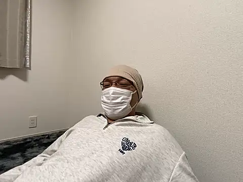 Snapshot of Grandpa29hijii chatting on February 16, 2025, 12:10 pm Grandpa29hijii online show from February 16, 2025, 12:10 pm