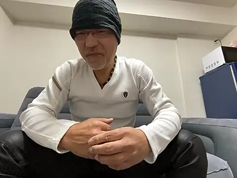 Snapshot of Grandpa29hijii chatting on March 16, 2025, 7:26 am Grandpa29hijii online show from March 16, 2025, 7:26 am