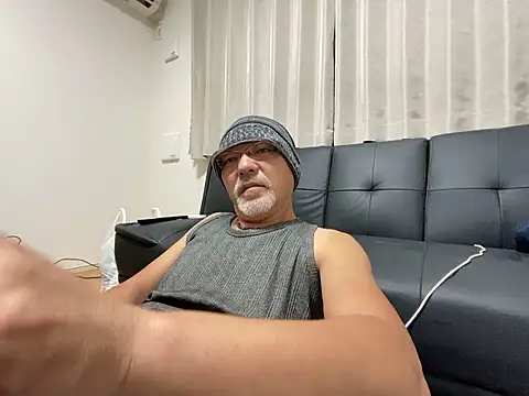 Snapshot of Grandpa29hijii chatting on October 15, 2025, 1:33 pm Grandpa29hijii online show from October 15, 2025, 1:33 pm