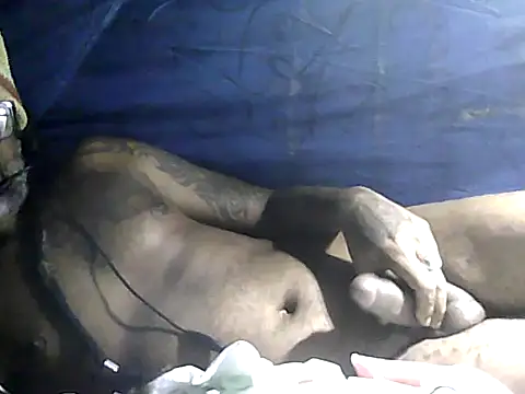 Snapshot of rootsf chatting on October 21, 2025, 1:28 am rootsf online show from October 21, 2025, 1:28 am