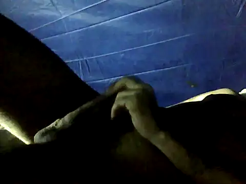 Snapshot of rootsf chatting on January 9, 2026, 3:20 am rootsf online show from January 9, 2026, 3:20 am