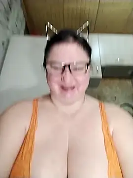 Holly-69 online show from March 16, 2026, 5:39 pm