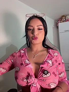 missycanoo online show from June 12, 2026, 2:21 am