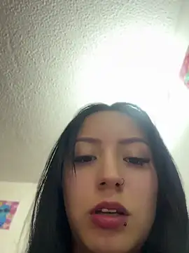 Snapshot of missycanoo chatting on July 2, 2026, 1:05 am missycanoo online show from July 2, 2026, 1:05 am