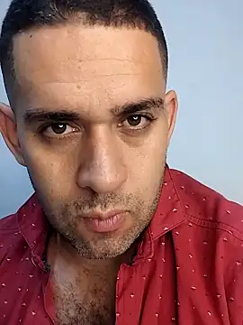 Snapshot of CRISTHIAN_GREY01 chatting on December 29, 2024, 6:03 am CRISTHIAN GREY01 online show from December 29, 2024, 6:03 am