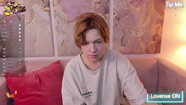 fiamoory online show from March 12, 2025, 1:36 am