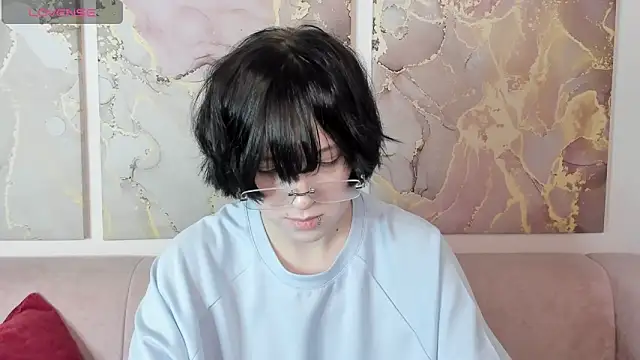 Snapshot of fiamoory chatting on February 5, 2026, 1:21 am fiamoory online show from February 5, 2026, 1:21 am