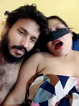 Snapshot of Radhikadavi879 chatting on January 27, 2025, 4:11 pm Radhikadavi879 online show from January 27, 2025, 4:11 pm