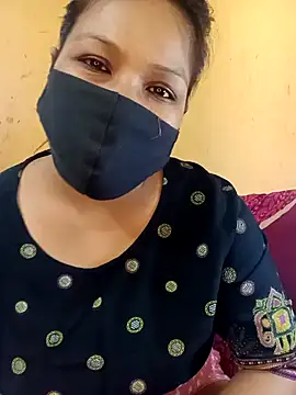 Snapshot of Radhikadavi879 chatting on March 3, 2025, 11:55 am Radhikadavi879 online show from March 3, 2025, 11:55 am