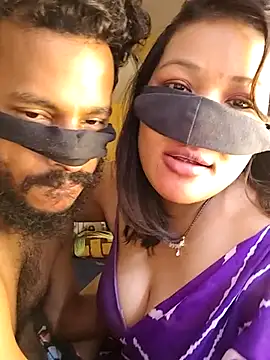 Snapshot of Radhikadavi879 chatting on September 9, 2025, 6:13 am Radhikadavi879 online show from September 9, 2025, 6:13 am