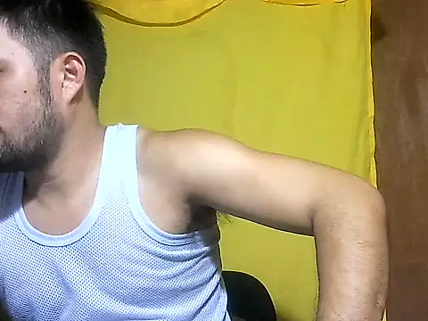 Snapshot of HairyHottestpinoyHandsome chatting on July 15, 2026, 12:32 pm HairyHottestpinoyHandsome online show from July 15, 2026, 12:32 pm