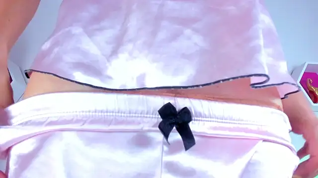 Snapshot of _jade_white_ chatting on January 22, 2025, 8:29 am jade white online show from January 22, 2025, 8:29 am