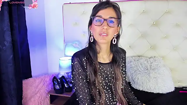 Snapshot of _jade_white_ chatting on March 14, 2025, 12:51 pm jade white online show from March 14, 2025, 12:51 pm