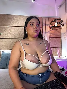 KatyaPittman online show from July 17, 2026, 7:41 pm