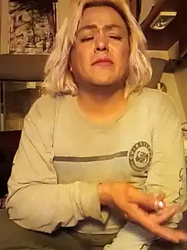 HoneyBdaQueen online show from September 28, 2025, 3:34 am