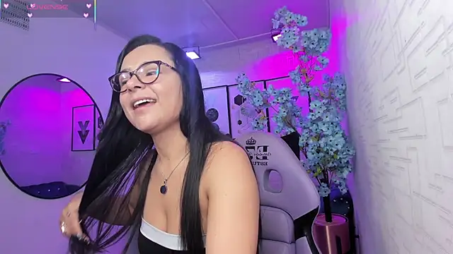 Tiara rr online show from January 17, 2026, 3:33 am