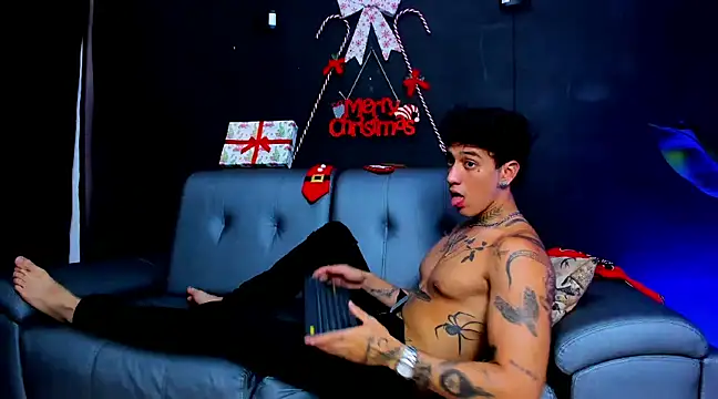 Snapshot of JUSTIN_FULLER1 chatting on December 6, 2024, 4:28 pm JUSTIN FULLER1 online show from December 6, 2024, 4:28 pm