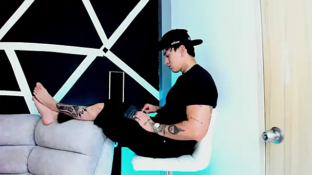 Snapshot of JUSTIN_FULLER1 chatting on September 30, 2025, 8:58 pm JUSTIN FULLER1 online show from September 30, 2025, 8:58 pm