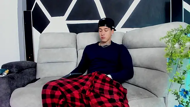 Snapshot of JUSTIN_FULLER1 chatting on November 9, 2025, 7:01 pm JUSTIN FULLER1 online show from November 9, 2025, 7:01 pm