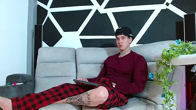 Snapshot of JUSTIN_FULLER1 chatting on November 21, 2025, 9:57 pm JUSTIN FULLER1 online show from November 21, 2025, 9:57 pm