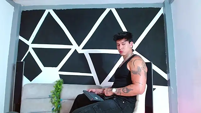 Snapshot of JUSTIN_FULLER1 chatting on November 26, 2025, 4:08 pm JUSTIN FULLER1 online show from November 26, 2025, 4:08 pm